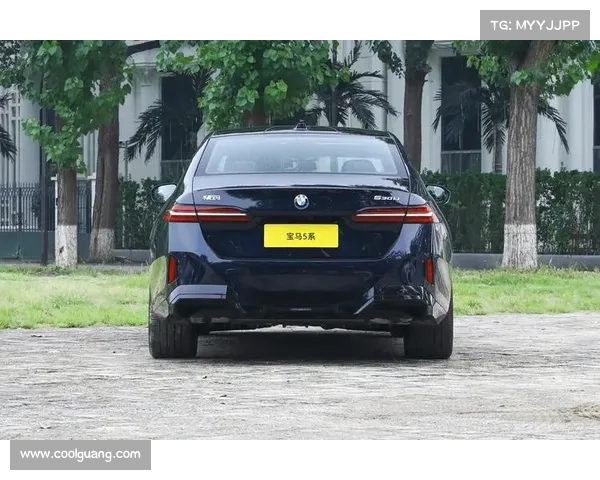 一眼惊艳!2025款宝马五系内外大蜕变,谁与争锋? 一眼惊艳!2025款宝马五系内外大蜕变,谁与争锋?
